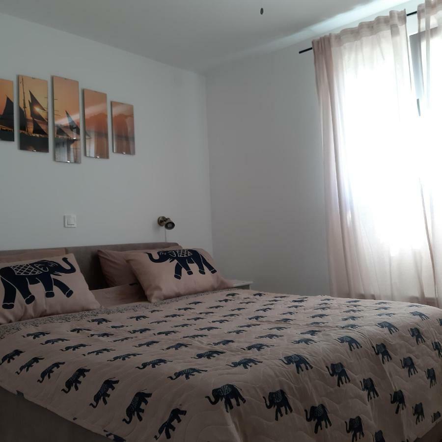Vitez'S House Novigrad/Knight'S House Novigrad Appartement Novigrad  Buitenkant foto